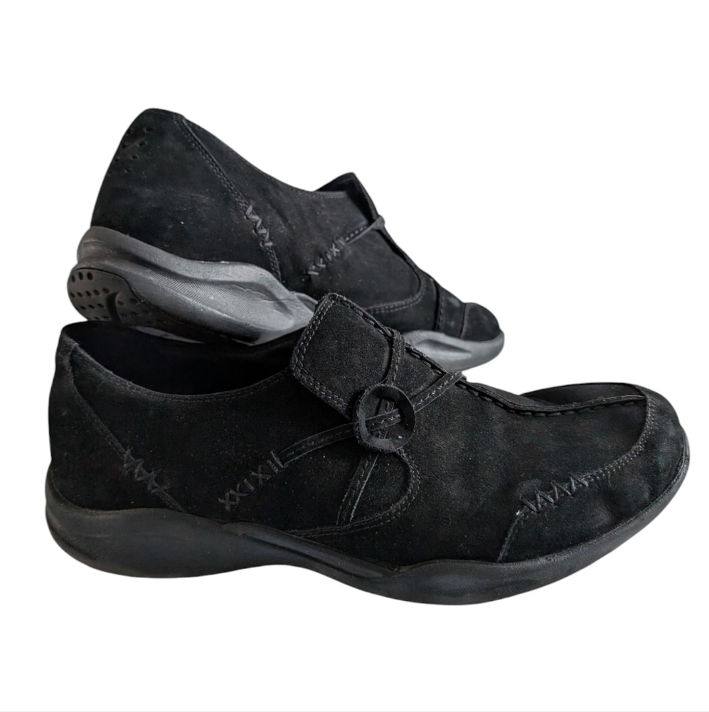 Clarks Black Suede Women's Comfort Slip on Shoes Size 9M